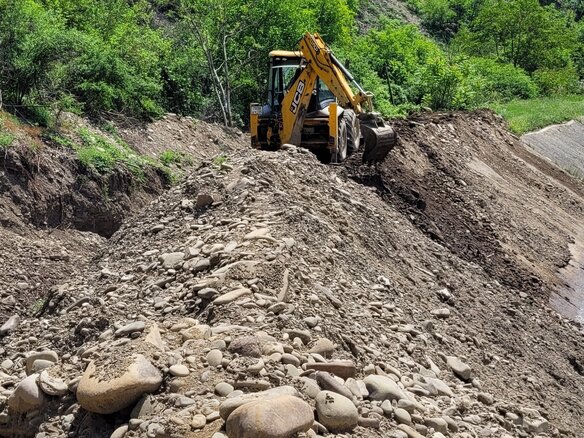 2014 JCB 3CX, жёлтый, 7000000 рублей - вид 2