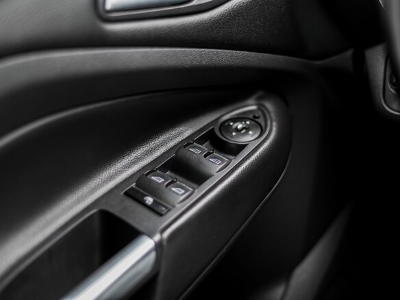 2013 Ford Kuga II, серебристый - вид 8