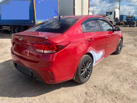 2018 Kia Rio IV, красный, 701000 рублей, вид 4