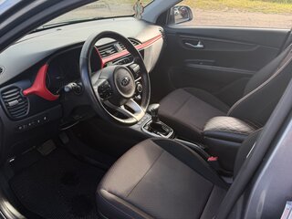 2020 Kia Rio X IV Рестайлинг, серый, 1950000 рублей, вид 5