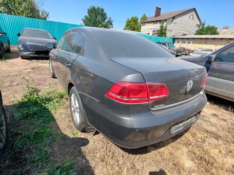 2011 Volkswagen Passat B7, серый, 644000 рублей, вид 4