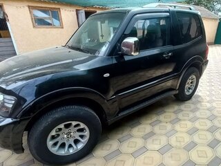 2006 Mitsubishi Pajero III Рестайлинг, чёрный, 1300000 рублей, вид 4