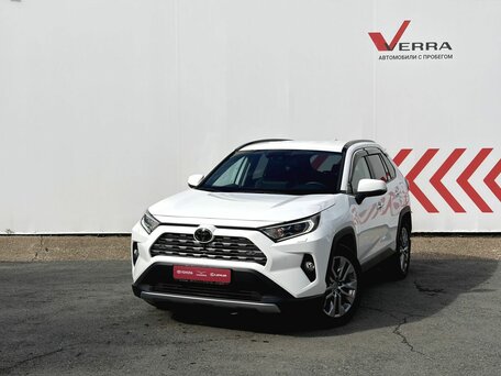 Toyota RAV4 V (XA50)