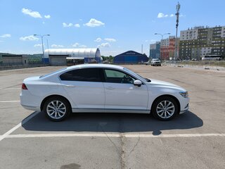 2018 Volkswagen Passat B8, белый, 2120000 рублей, вид 2