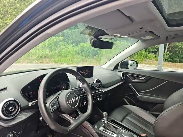 2022 Audi Q2 35 TFSI I Рестайлинг, серый - вид 13