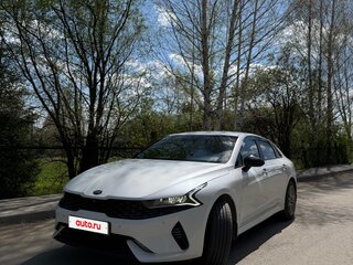 2020 Kia K5 III, белый, 2900000 рублей, вид 2