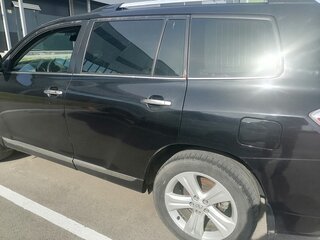2011 Toyota Highlander II (XU40) Рестайлинг, чёрный, 1350000 рублей, вид 2