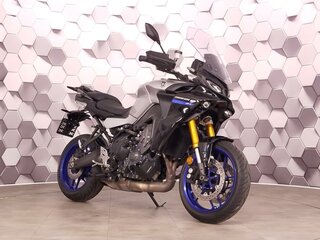2021 Yamaha MT-09 Tracer (FJ-09), серебристый, 1277000 рублей, вид 1