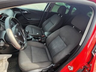 2011 Opel Astra J, красный, 705000 рублей, вид 5