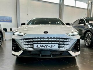 2024 Changan UNI-V I, белый, 3329900 рублей, вид 2