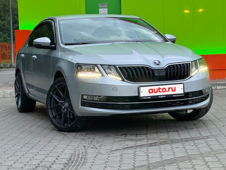 2017 Skoda Octavia III (A7) Рестайлинг, серый, 2550000 рублей, вид 5