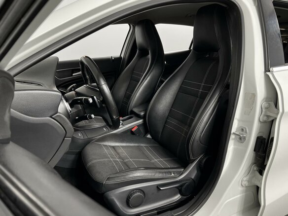 2014 Mercedes-Benz GLA 200 I (X156), белый, 1539900 рублей - вид 9