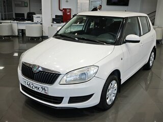 2011 Skoda Fabia II Рестайлинг, белый, 585000 рублей, вид 1