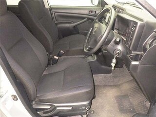 2021 Toyota Probox I Рестайлинг, серебристый, 792505 рублей, вид 3