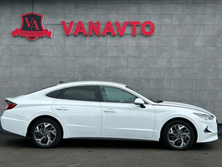 2020 Hyundai Sonata VIII (DN8), белый, 2380000 рублей, вид 4