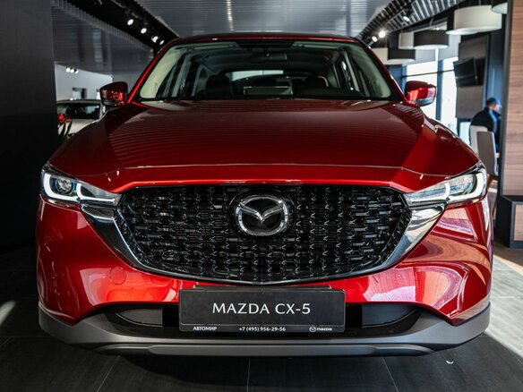 2025 Mazda CX-5 II Рестайлинг, красный, 3030000 рублей - вид 1
