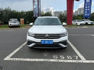 2023 Volkswagen Tiguan L II Рестайлинг (China Market), белый, 2570000 рублей, вид 2