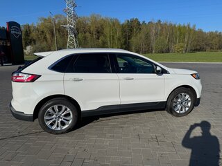 2022 Ford Edge II Рестайлинг, белый, 2100000 рублей, вид 4