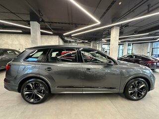 2025 Audi Q7 55 TFSI II (4M) Рестайлинг 2, серый, 12970000 рублей, вид 5