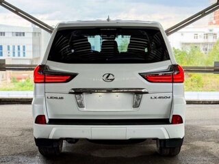 2015 Lexus LX 450d III Рестайлинг 2, белый, 9200000 рублей, вид 5