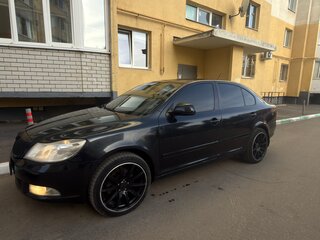 2011 Skoda Octavia II (A5) Рестайлинг, чёрный, 950000 рублей, вид 4