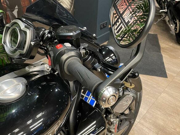 2024 Triumph Rocket III, серый, 3250000 рублей - вид 13
