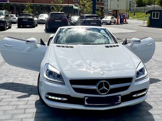 2014 Mercedes-Benz SLK-Класс 200 III (R172), белый, 3100000 рублей, вид 3