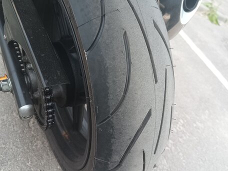 2018 Suzuki SV 650, серебристый, 550000 рублей, вид 3