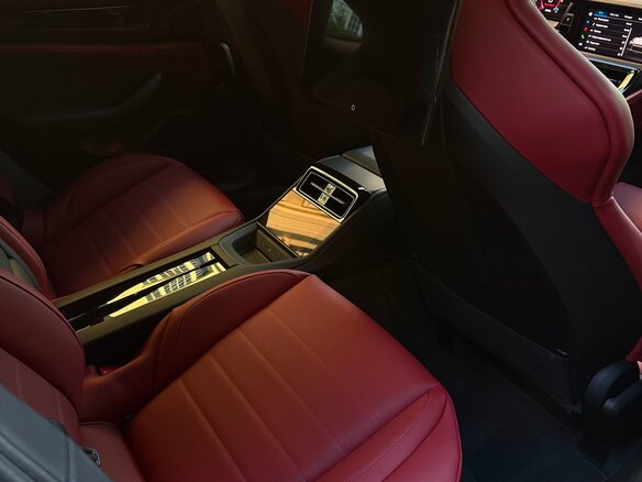 2025 Porsche Panamera GTS III, серый - вид 22