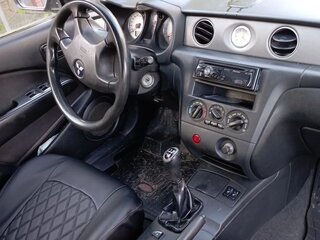2007 Mitsubishi Outlander I, чёрный, 900000 рублей, вид 4