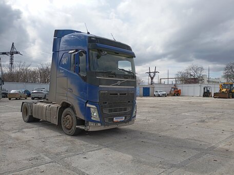 2016 Volvo FH, синий, 5202000 рублей, вид 2