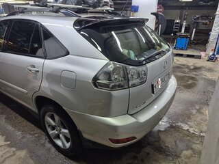 2005 Lexus RX 300 II, серебристый, 1395000 рублей, вид 4