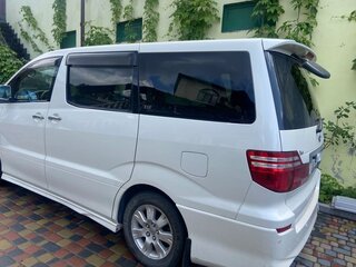 2005 Toyota Alphard I Рестайлинг, белый, 1300000 рублей, вид 3