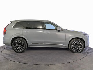 2026 Volvo XC90 B5 II Рестайлинг 2, серый, 11900000 рублей, вид 4