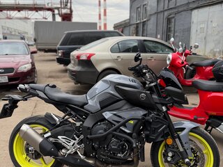 2017 Yamaha MT-10, серый, 1200000 рублей, вид 3