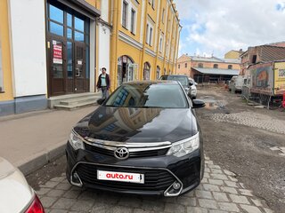2016 Toyota Camry US Market VII (XV50) Рестайлинг, чёрный, 2175000 рублей, вид 1