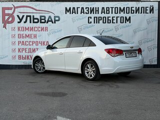 2013 Chevrolet Cruze I Рестайлинг, белый, 854000 рублей, вид 4