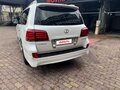 2011 Lexus LX 570 III, белый, 4200000 рублей - вид 2