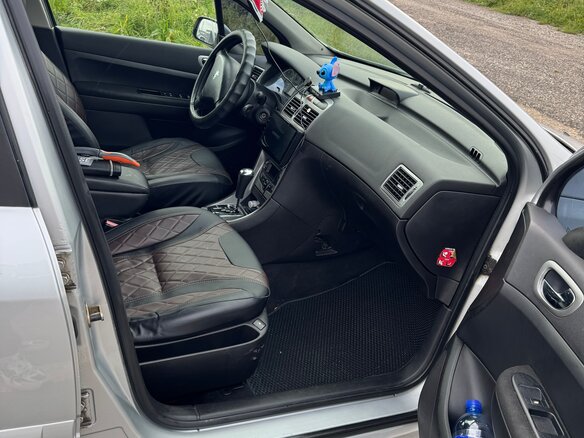 2004 Peugeot 307 I, серебристый, 280000 рублей - вид 5
