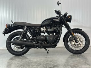 2017 Triumph Bonneville T120, чёрный, 879000 рублей, вид 4