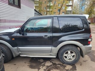 2000 Mitsubishi Pajero III, чёрный, 500000 рублей, вид 3