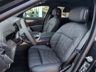 2026 BMW 7 серии 740 xDrive VII (G70) Рестайлинг, чёрный, 18700000 рублей, вид 5