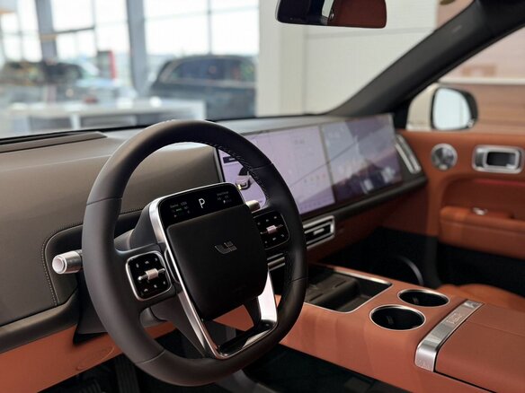 2025 Li Auto (Lixiang) L6 I, белый, 8890000 рублей - вид 9