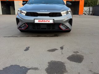 2023 Kia Forte III Рестайлинг, серый, 2500000 рублей, вид 4