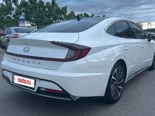 2019 Hyundai Sonata VII (LF) Рестайлинг, белый, 2300000 рублей, вид 5