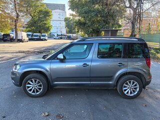 2015 Skoda Yeti I Рестайлинг, серый, 950000 рублей, вид 1