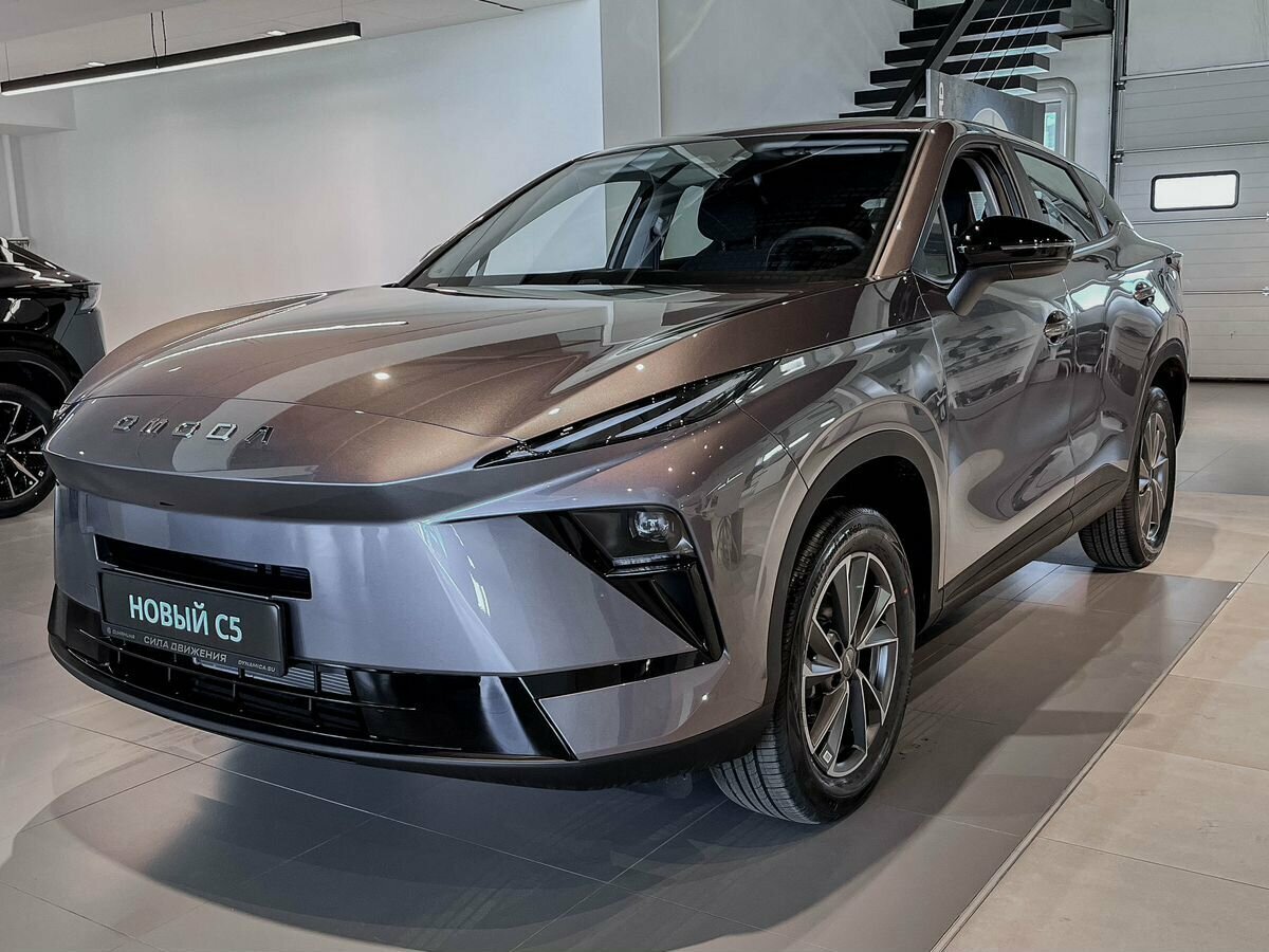 Открыть фотографии: Omoda C5 II