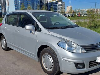 2012 Nissan Tiida I Рестайлинг, серебристый, 1050000 рублей, вид 3