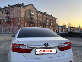 2014 Toyota Camry VII (XV50), белый, 2200000 рублей, вид 4