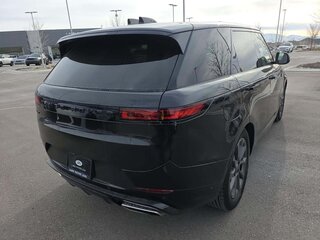 2024 Land Rover Range Rover Sport P400 MHEV III, чёрный, 11990000 рублей, вид 4